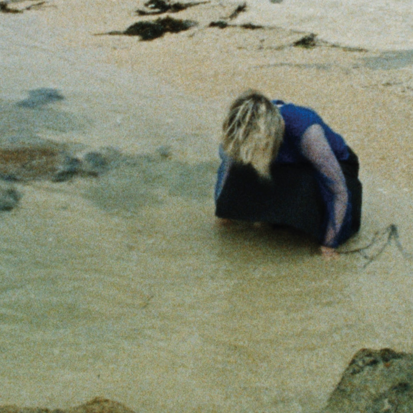 Elaine Howley - The Distance Between Heart And Mouth - South