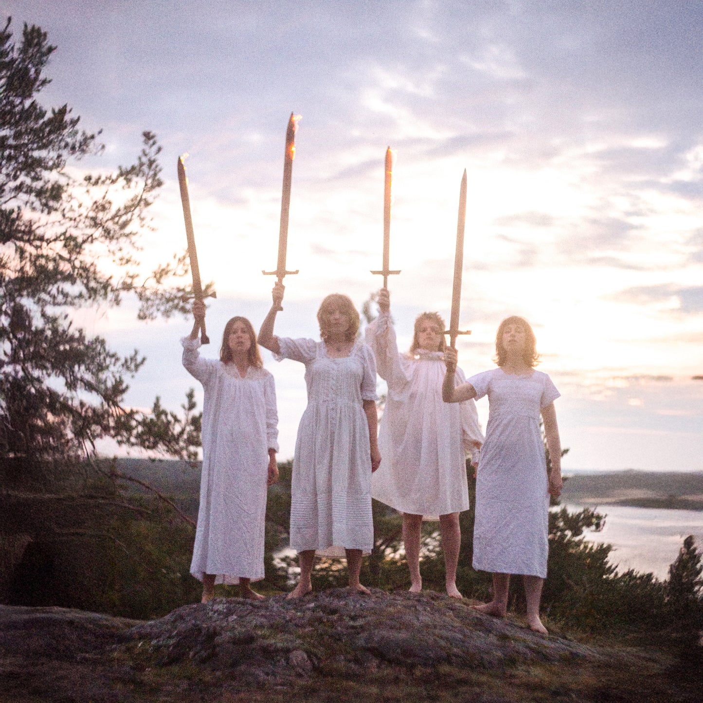 The New Eves - The New Eve Is Rising album cover south records dinked edition