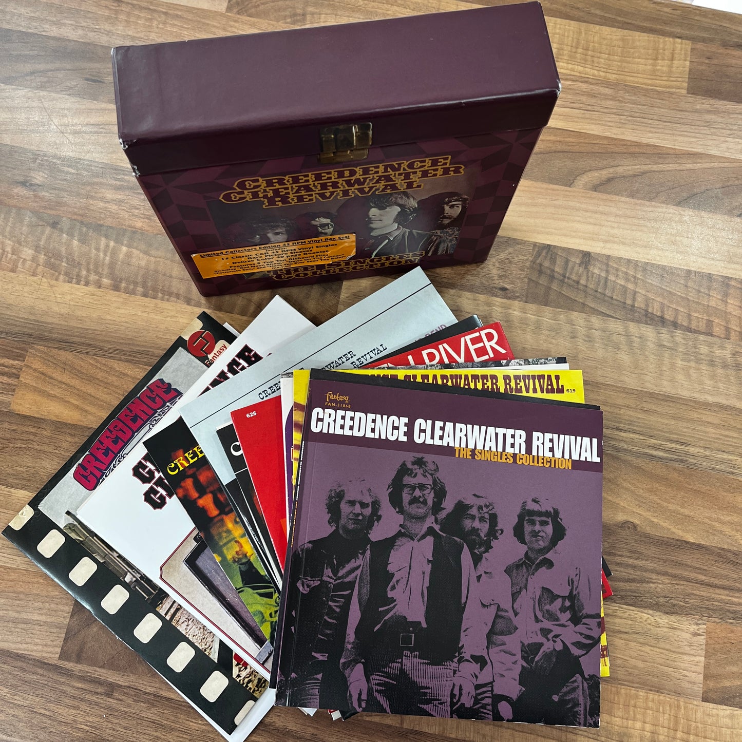 Creedence Clearwater Revival – The Singles Collection